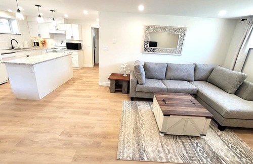 Port Alberni Casa | Newly Renovated Guest Suite. A warm comfortable atmosphere