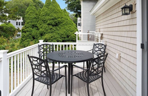 Kennebunkport Casa | Charming 4-Bedroom Beach House Steps from Goose Rocks Beach and The Tides Hotel