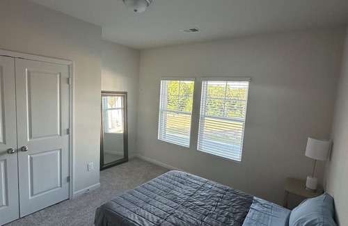 Villa Rica Casa | Beautiful home 20 minutes from amusement park, parks, shopping, and hospitals