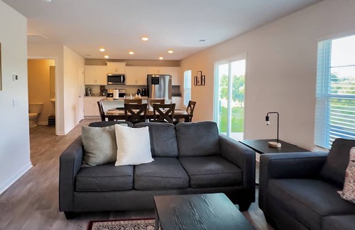 Winston - Salem Casa | Tranquil New Home in Winston-Salem with 3br /2.5 bath office & loft