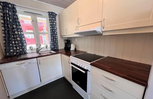 Lindesnes Casa | Furuholmen Brygge 31
