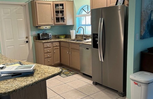 Sebring Casa | Manatee Manor 3/2 House on Lake Sebring!