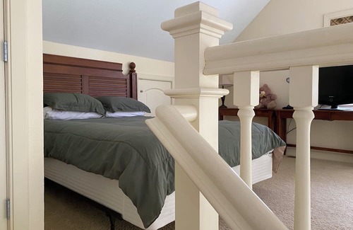 Birchwood Condominio | Beautiful Condo on Tagalong Golf Course and Red Cedar Lake, Birchwood WI