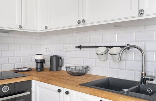 Jezyce Apartamento | Apartment Near MTP by Renters