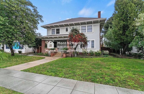 Downtown Riverside Casa | Citrus Haven Residences on Orange St #41988