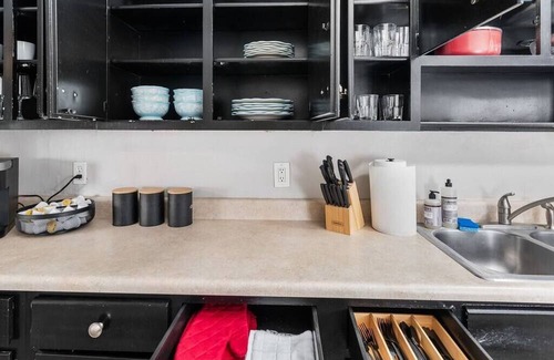 South Hyde Park Apartamento | Charlotte's Escape 2BD/BT Fast Wi-Fi Easy Access