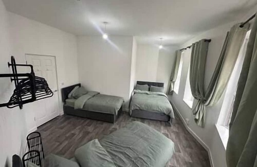 Grangetown Apartamento | Cardiff flat no1 outskirts of city centre sleeps six