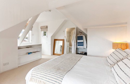 Flushing Casa | Waterside house with sea views