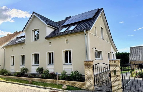 Mittenwalde Casa | FeWo Biber Comfortable holiday residence