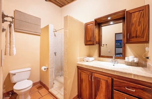 Matapalo Apartamento | Cozy Seaside Studio: Perfect for Families