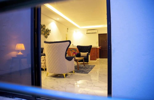 Al Kura Chalet De Esquí | Chalet with private pool