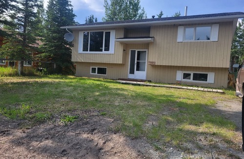 Haines Junction Casa | Comfy Room in Haines Junctionn