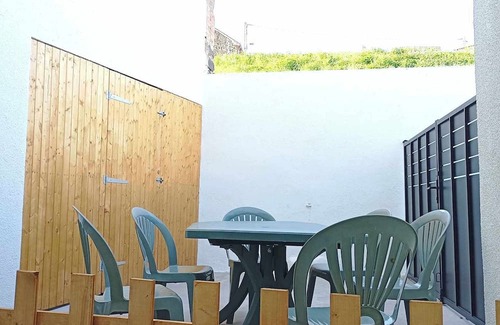 Solignat Casa | Maison Familiale Avec Petite Cour Fermée au Coeur de L'auvergne