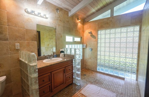 Waialee Casa | Secluded Pool House with Ocean Views on North Shore
