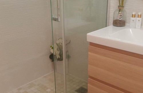 Villeneuve-la-Garenne Apartamento | Detailed description of the accommodation: from the tramway 5 minutes from st Denis station
