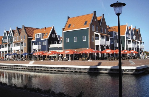 Volendam Apartamento | Comfortable Hotel Room in Center of Volendam