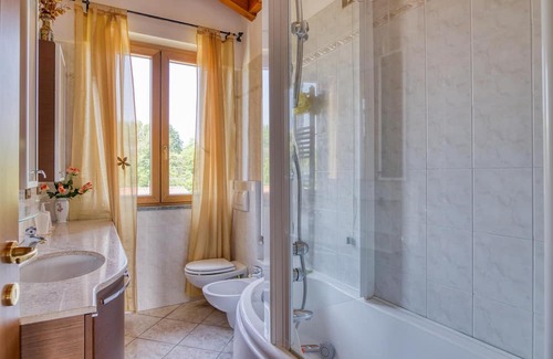 Cadrezzate Villa | Casa Maddalena Private Beach upon reques