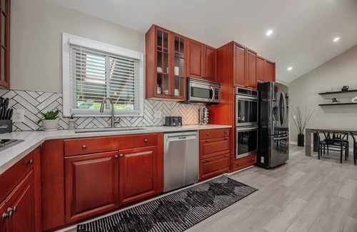 Pittsford Casa | Mid-Century Modern 3-bedroom House in the heart of Pittsford!