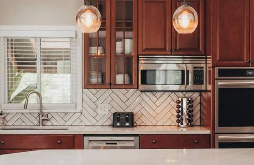 Pittsford Casa | Mid-Century Modern 3-bedroom House in the heart of Pittsford!