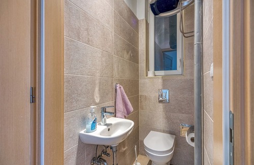 Zagreb Villa | Central Haven - One Bedroom Villa, Sleeps 4