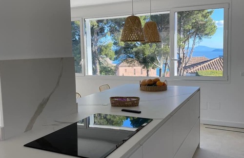 Begur Villa | Sea views, located 600 meters from the beach. Garden, pool, and A/C.