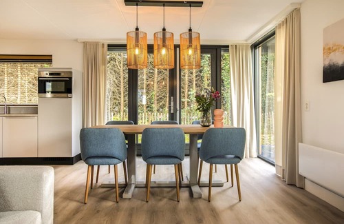 Municipality of Hellevoetsluis Apartamento | Hotel Room in Hellevoetsluis by the Beach