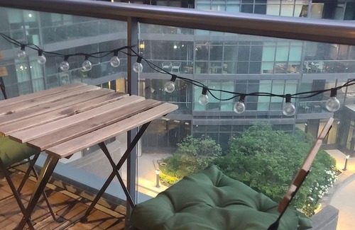 Fort York Casa | Cozy & beautiful Hotel in downtown TO.