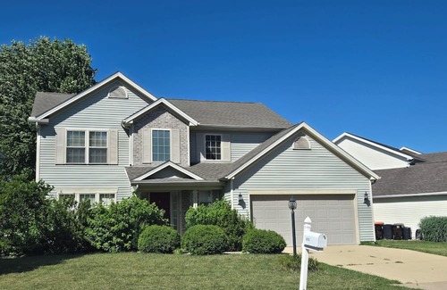 Orange Prairie Casa | Charming 3-bed Rm house with AC and WiFi in a quiet Dunlap N Peoria neighborhood