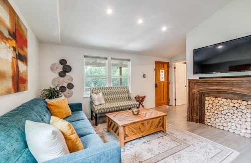 Conroe Casa | Charming and peaceful 3-bedroom home in delightful Conroe