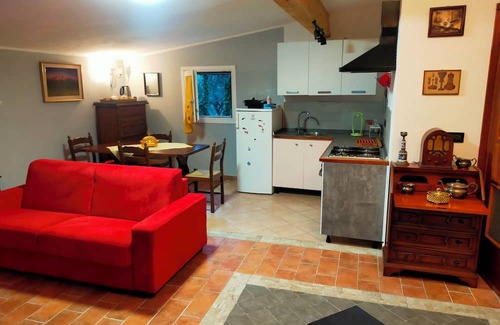 Castellaro Casa | Peace and calm among the seven hundred olive trees