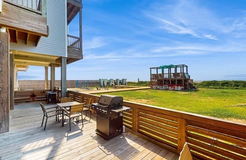 Port Bolivar Casa | BORA307 Oceanaire w/Oceanfront Balcony and Pool