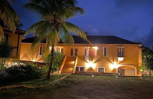 Tucacas Apartamento | EXCLUSIVO APARTAMENTO EL POBLADO. TC-9