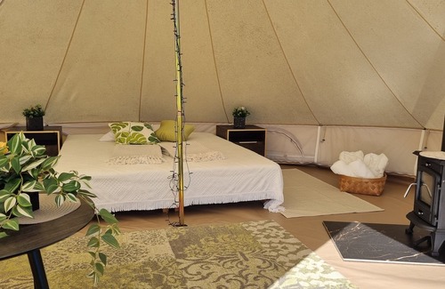 Tartu County Alquiler De RV | Luxurious Saadjärve Glamping with stunning lake views.