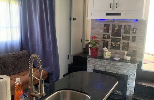 Calder Casa | Terrific RV with WiFi near St Joe River