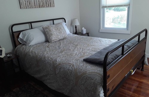 Waterloo Casa | Charming 3-bedroom house in beautiful Waterloo with WiFi, AC. Near many wineries