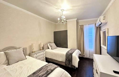 Shenandoah Casa | CENTURY House with 6 bedrooms