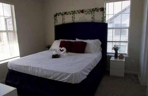 Church Street Apartamento | A Touch Of Romance near Atlanta Airport