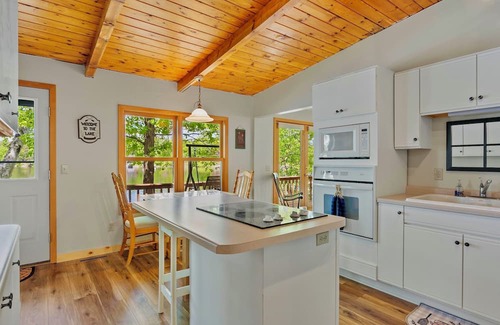 Crosslake Casa | Birch Narrows Nook on Daggett