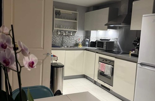 Wimbledon Park Apartamento | 3rd floor Cozy Flat in the Heart of Tennis and Football in London!