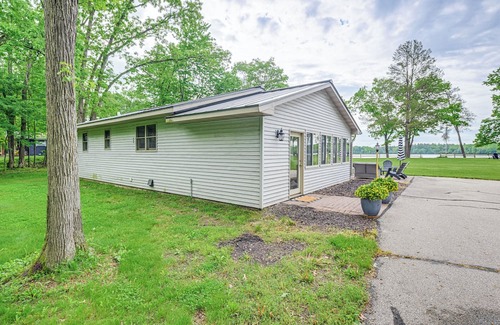 Merrillan Casa | Wisconsin Home w/Dock on Lake Arbutus!