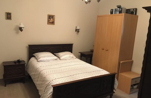 Saint-Thurien Casa | Vrbo Property