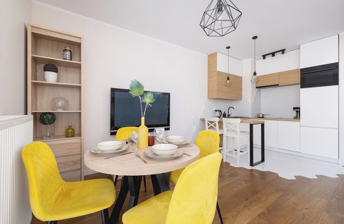 Krowodrza Apartamento | Wrocławska Apartament by Renters