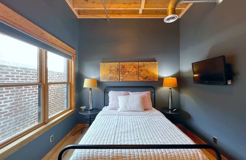 McMinnville Condominio | The Rooftop on Main Overlooking Main Street