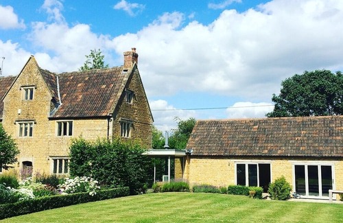 Shepton Mallet Casa | Beautiful and spacious period home in Somerset, 10 minutes from Glastonbury
