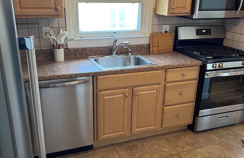 Lyndhurst Apartamento | Stylish & Comfortable Apartment for Groups Near NYC