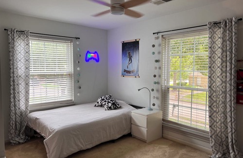 George Bush Park/Eldridge Casa | Haven of peace, POOL, cinema and Hershey park