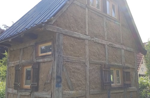 Kletzin Cabina | Tiny-house aus Holz und Lehm mit Eigenem Gartenbereich
