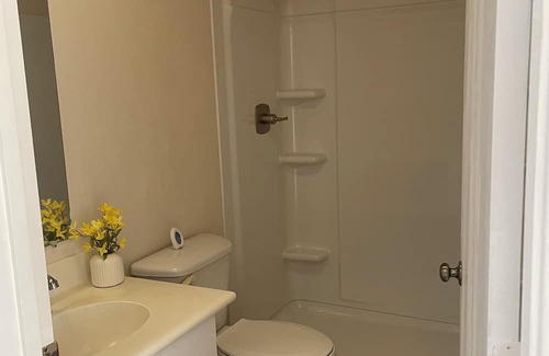 Green Valley Condominio | 2 Bedroom 1 bathrooms Freshly Painted In and Out. Looking for a Full Time Renter