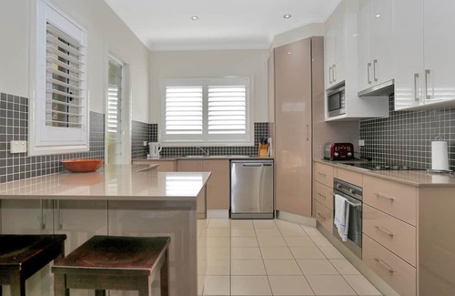 Hawks Nest Casa | Bennett’s Beach Townhouse