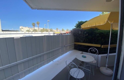 Le Grau-Du-Roi Apartamento | Coquet 4 Couchages Port Royal, Air Conditioning, Shops 100m, Beach 300m.....